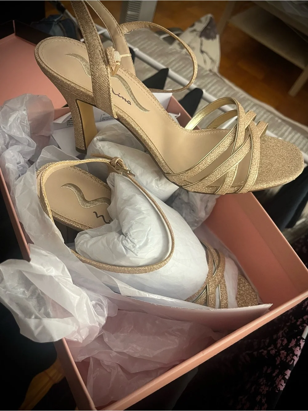 Size 10W Nina Amina Sandals    Gold Strappy Ankle‑Buckle Heels - Women